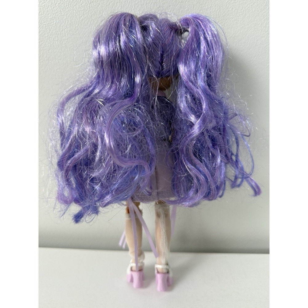 2021 MGA Rainbow High Violet Willow Doll - 9" Jr. High Series - Picture 5 of 5